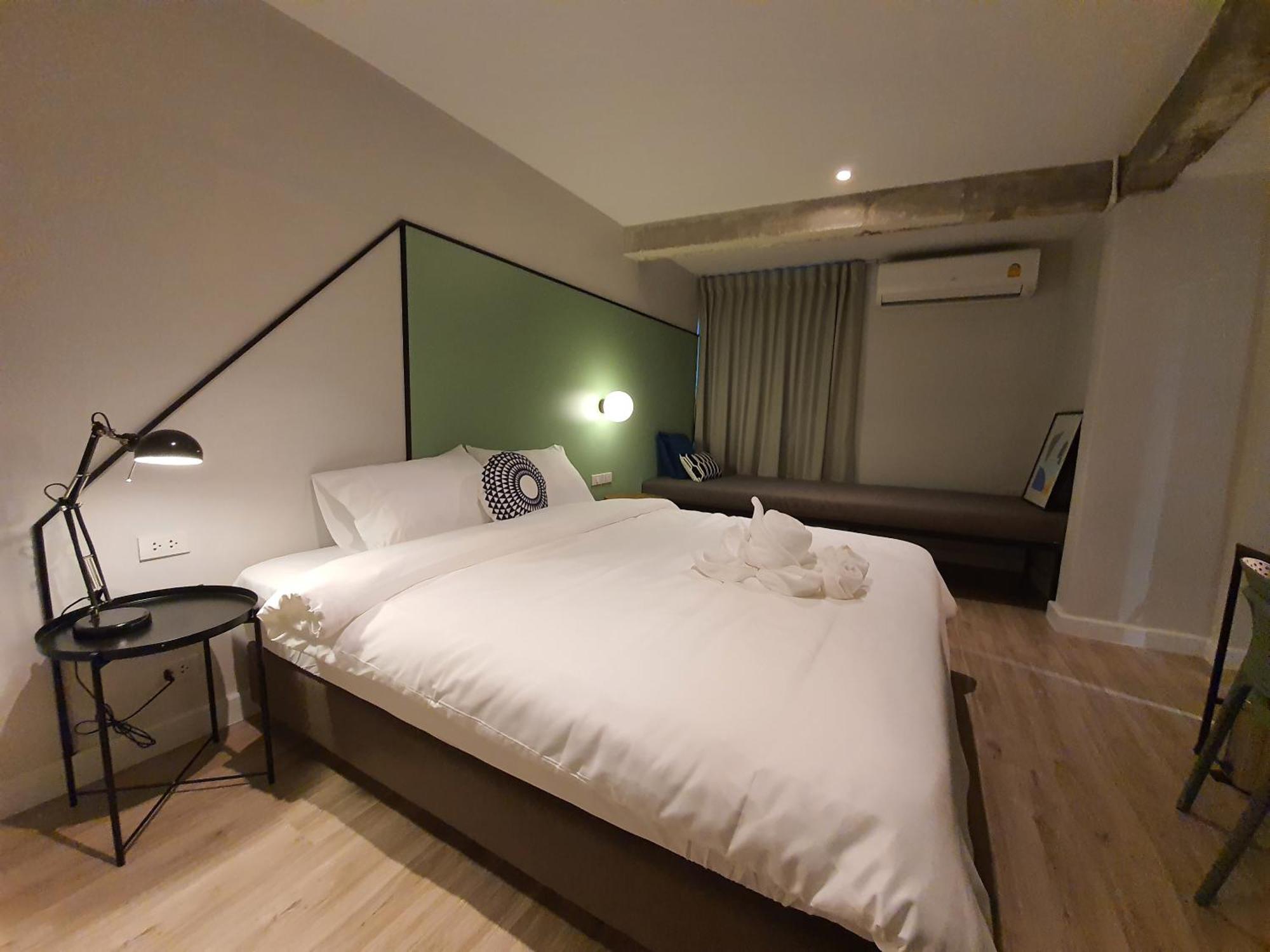 방콕 룸피니 B&B 객실 사진