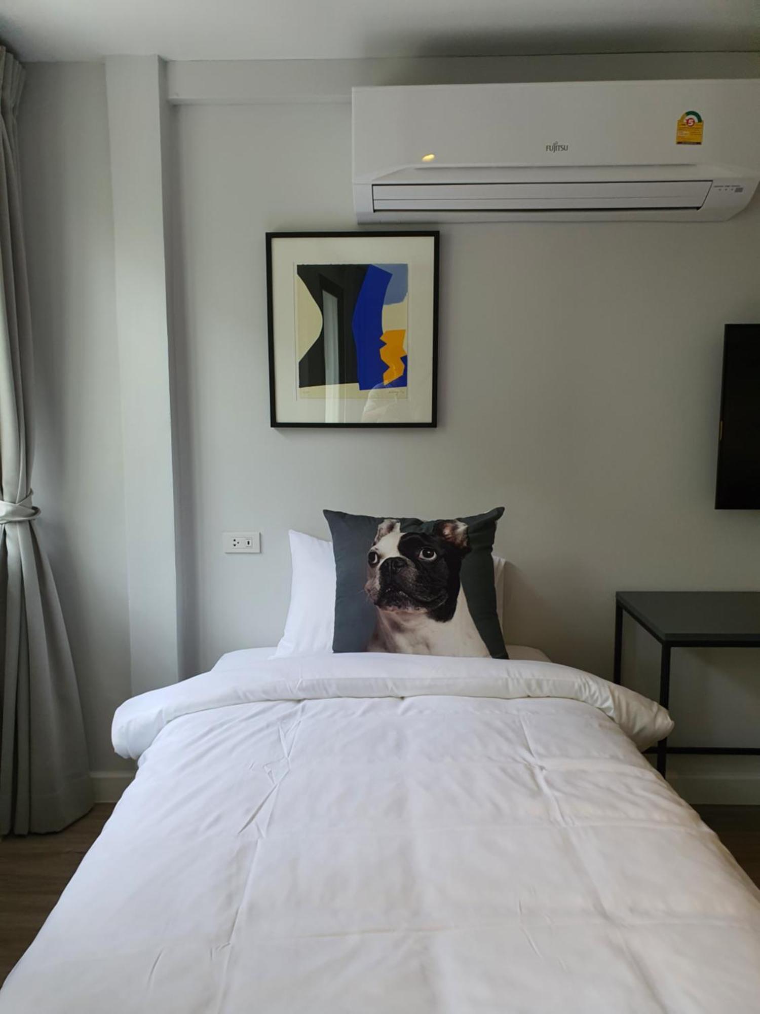방콕 룸피니 B&B 객실 사진